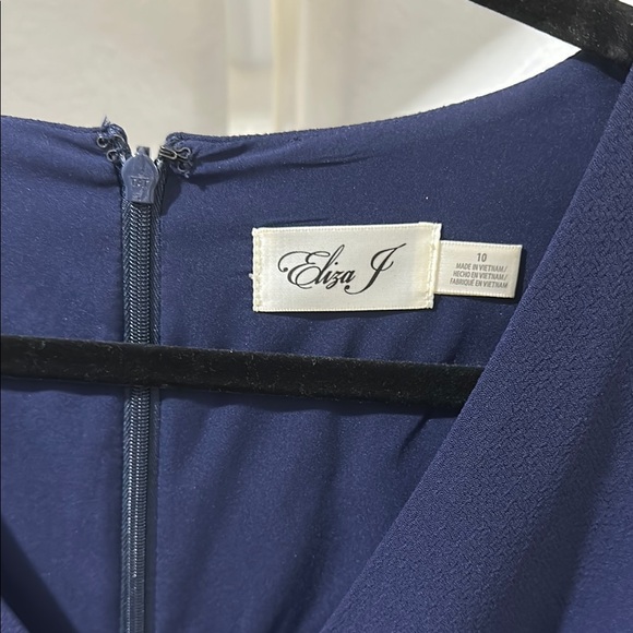 Eliza J Blue Cocktail Dress V-Neck Bell Sleeves - Picture 2 of 5